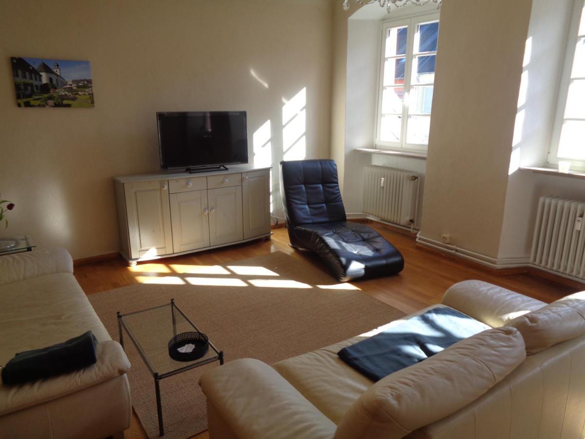 Ferienwohnung Altes Pfarrhaus Mit Flair Und Moselblick Браунеберг Екстериор снимка